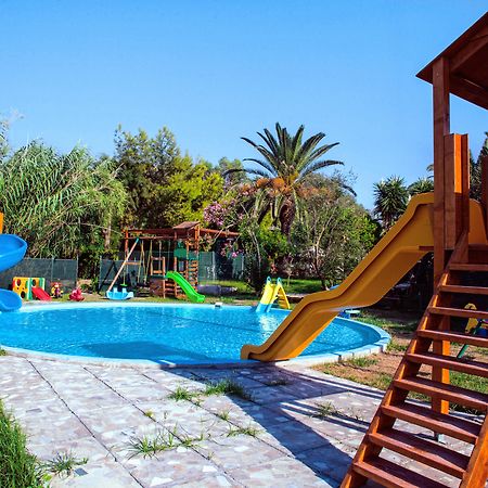 May Beach Hotel 레팀노 외부 사진